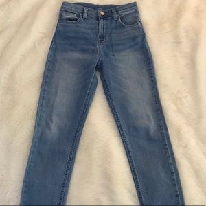 BDG High-waisted Girlfriend Jeans